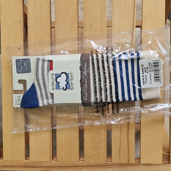 🛍3/$30🛍 🎁 World's Softest Knit Pickin Stripe Crew Socks - Picture 2 of 4